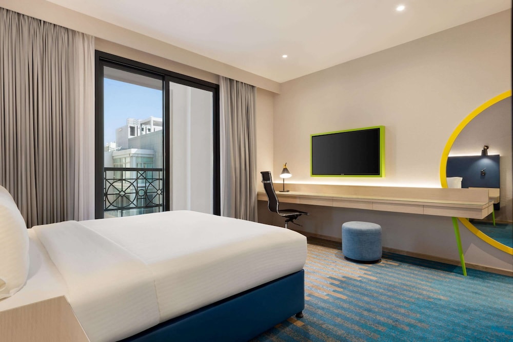 La Quinta by Wyndham Dubai Jumeirah 7