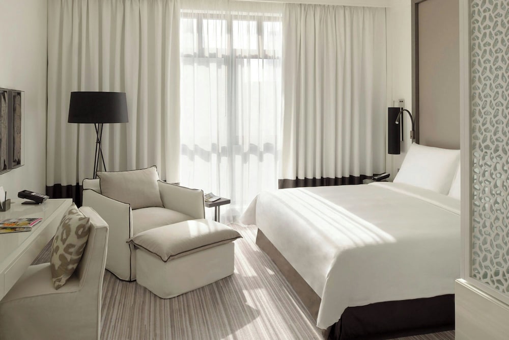 Hotel Boulevard Autograph Collection 24