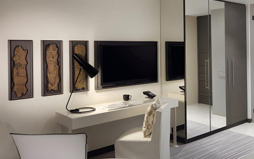 Hotel Boulevard Autograph Collection 15