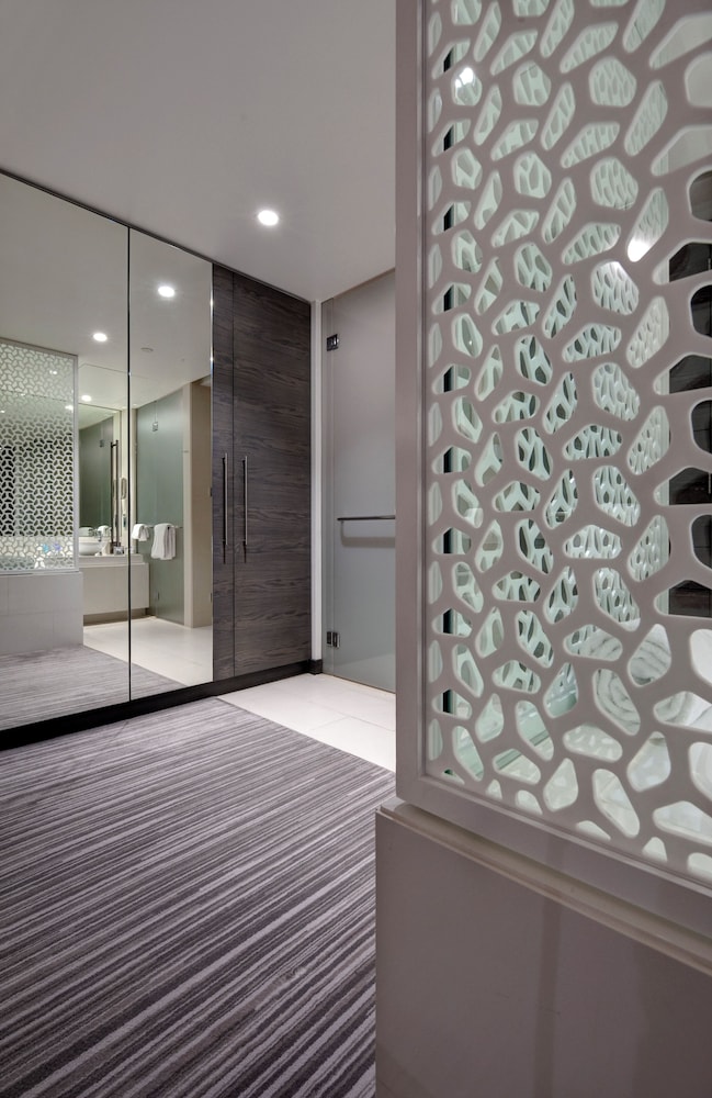 Hotel Boulevard Autograph Collection 16