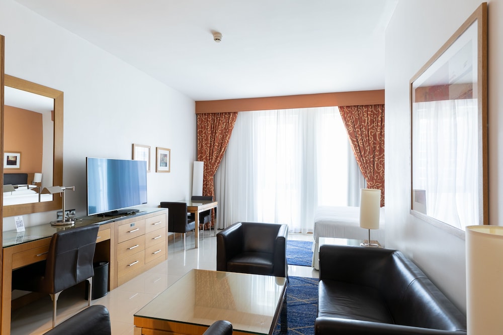 Four Points by Sheraton Bur Dubai 12