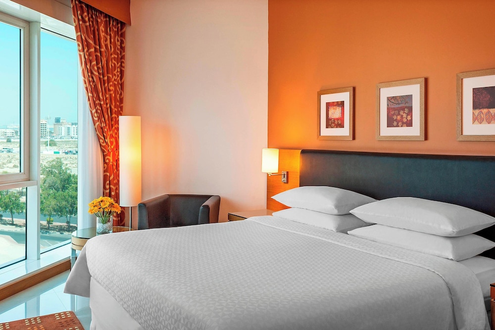 Four Points by Sheraton Bur Dubai 19