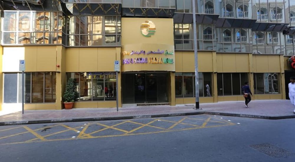 Sun & Sands Plaza Hotel 24