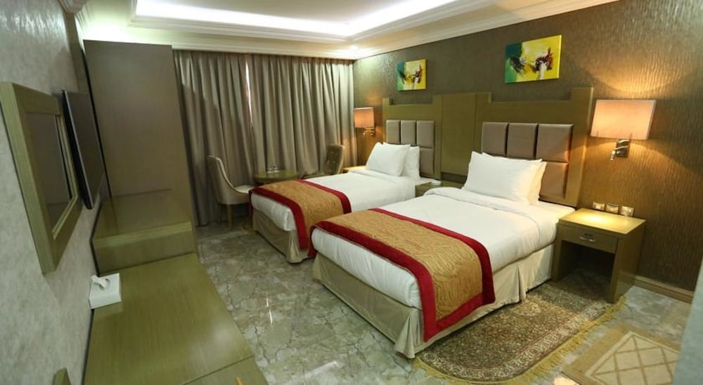 Sun & Sands Plaza Hotel 15