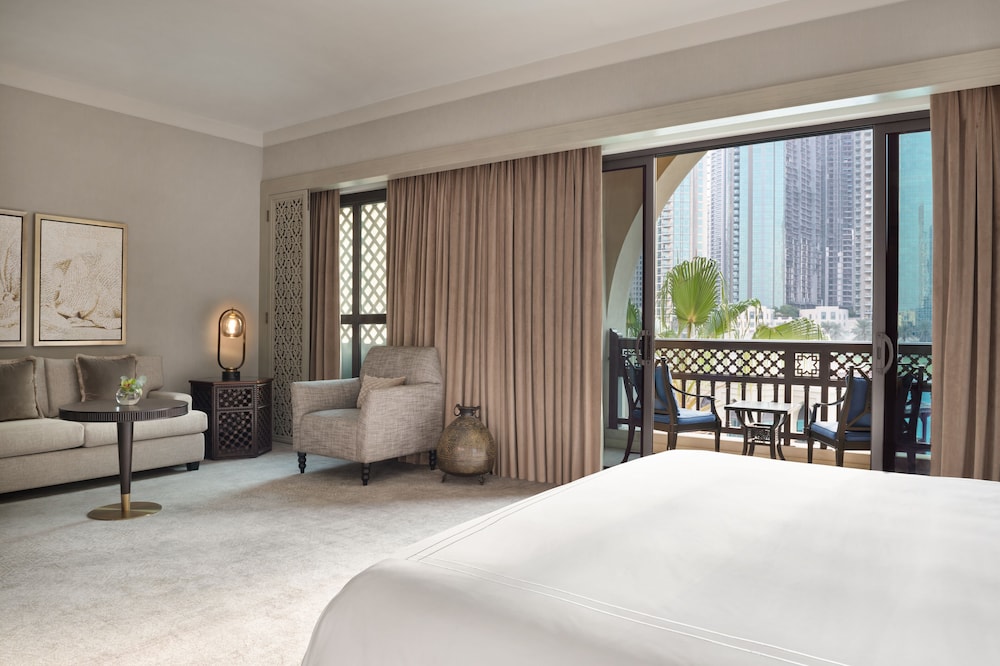 Palace Downtown 22