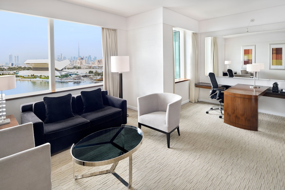 Crowne Plaza Dubai - Festival City 7