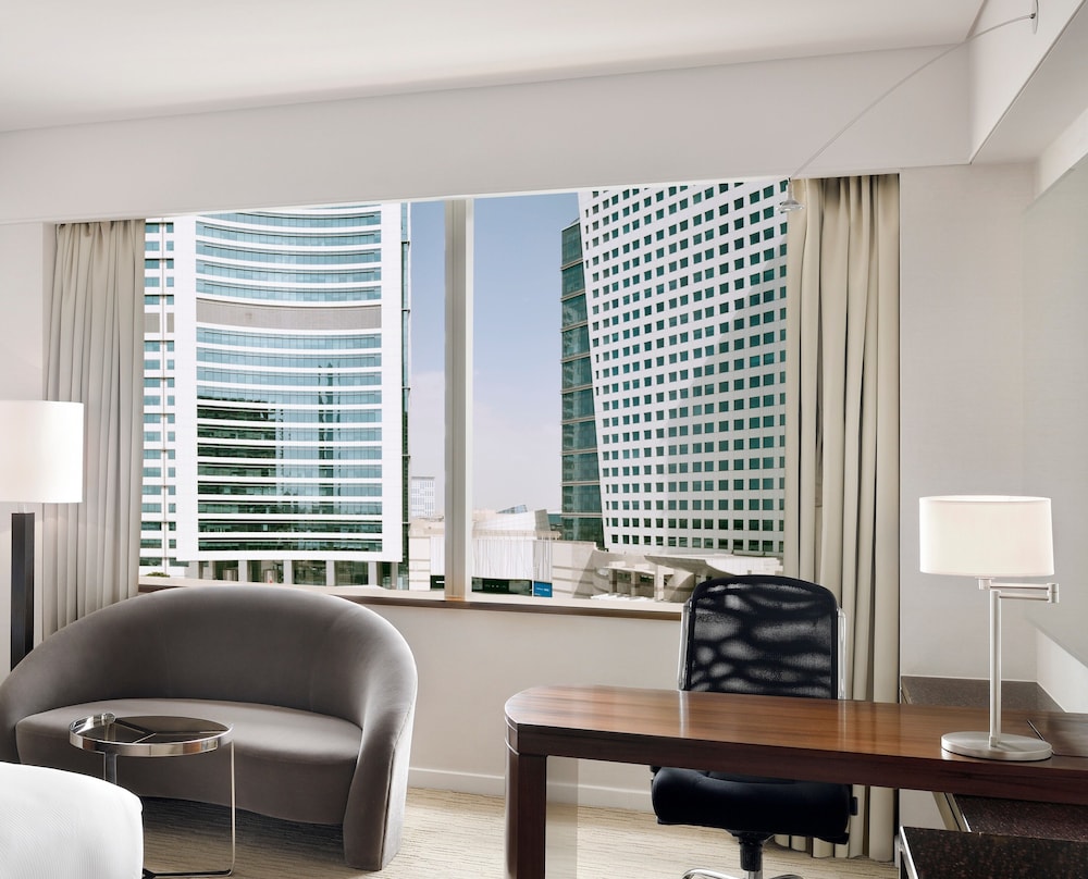 Crowne Plaza Dubai - Festival City 13