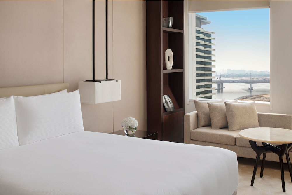 InterContinental Dubai Festival City 13
