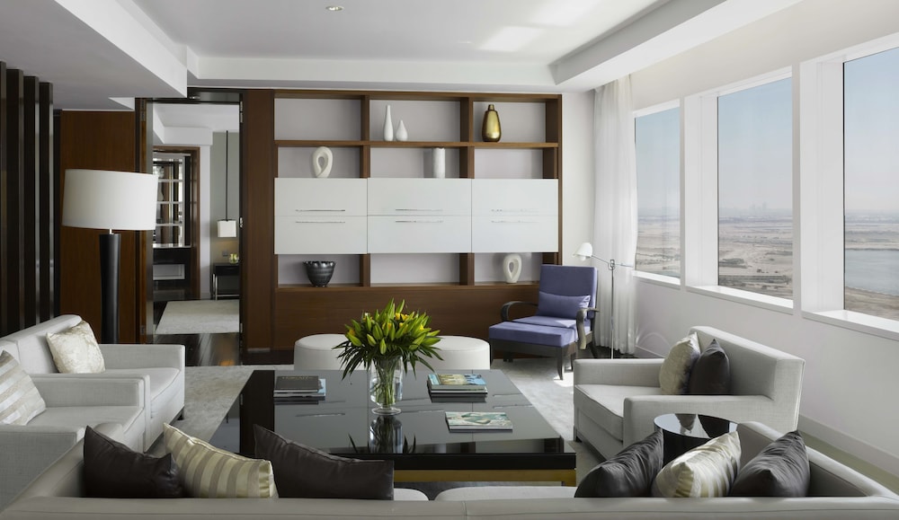 InterContinental Dubai Festival City 5
