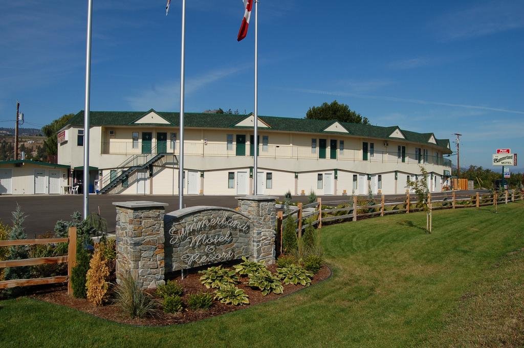 Summer Land Motel 1