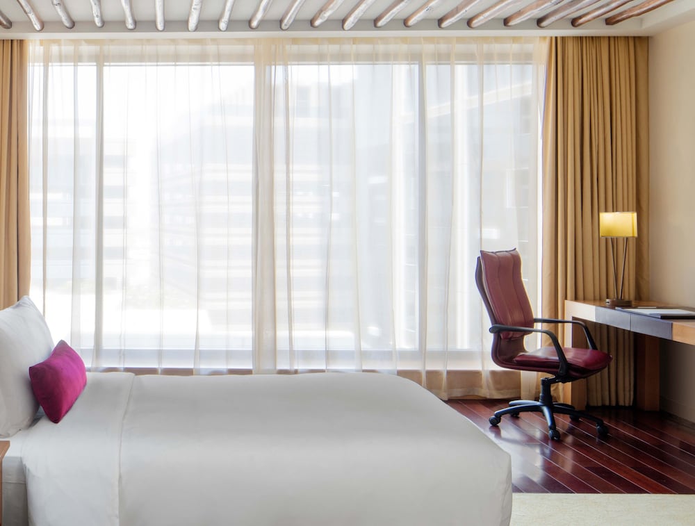 The H Dubai 11