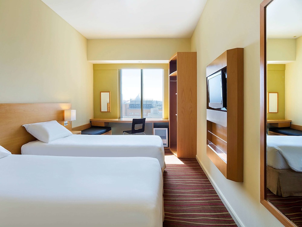 ibis Deira Creekside Dubai 13