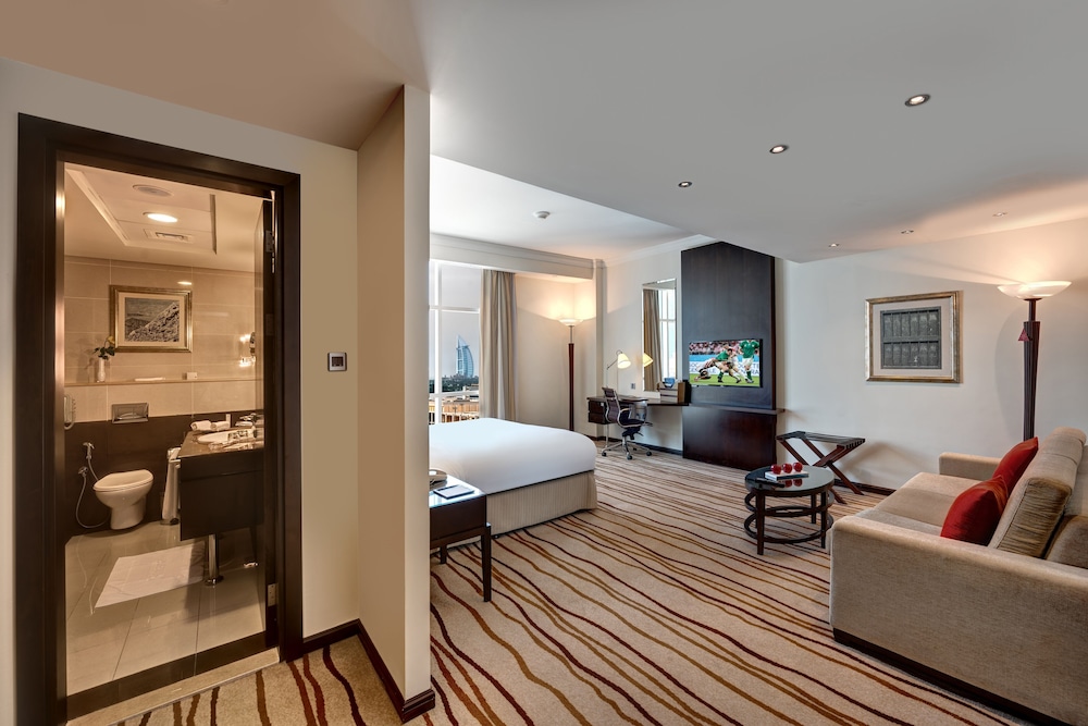Radisson Blu Hotel, Dubai Barsha Heights 17