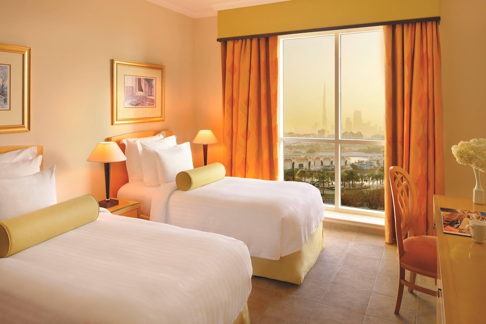 Marriott Executive Apartments Dubai Creek 8