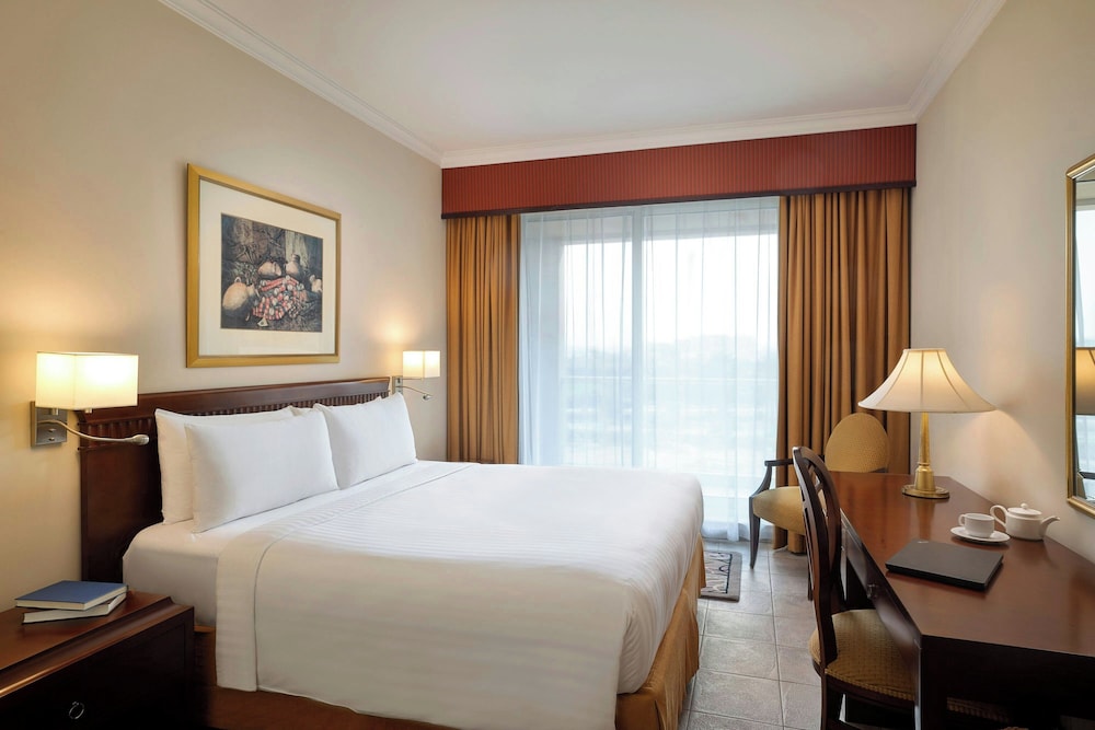 Marriott Executive Apartments Dubai Creek 23