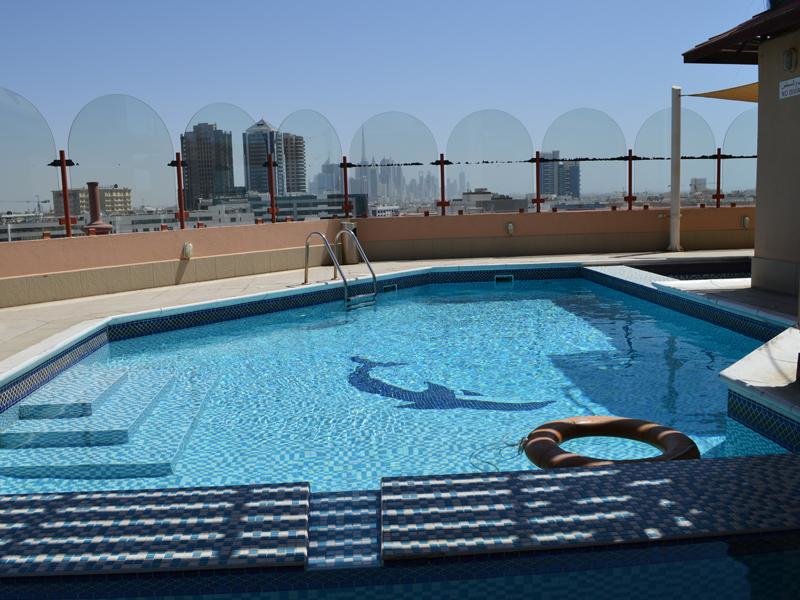 Dolphin Hotel Apartments 17