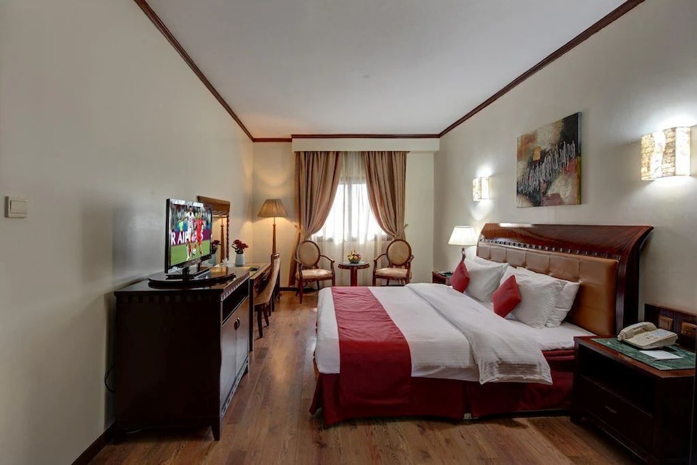 Sunday Sharjah Aparthotel formerly Royal Tulip 20