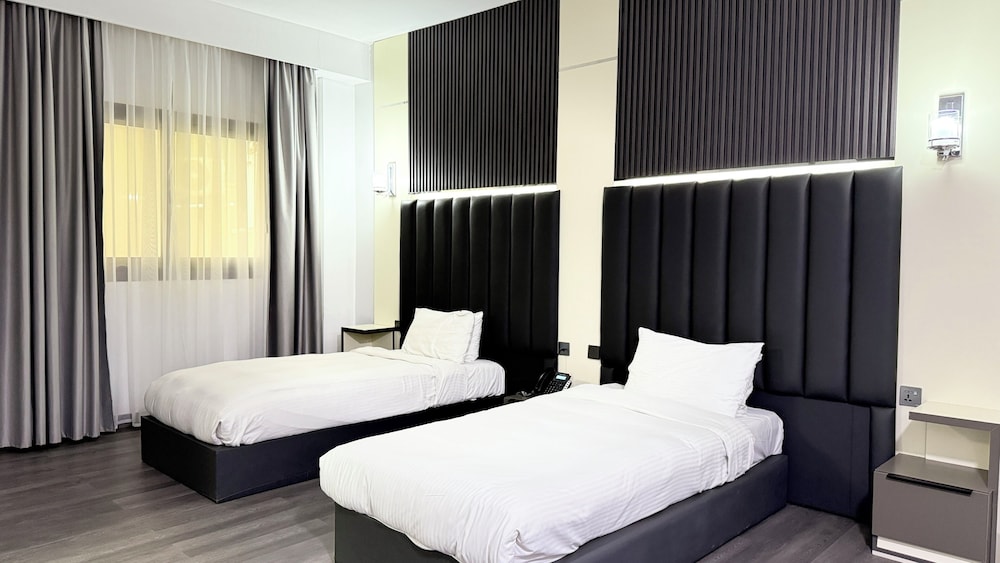 Sunday Sharjah Aparthotel formerly Royal Tulip 9