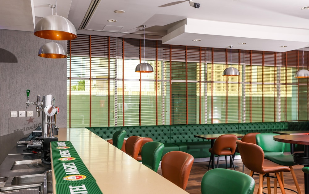 Holiday Inn Express Dubai - Jumeirah 23