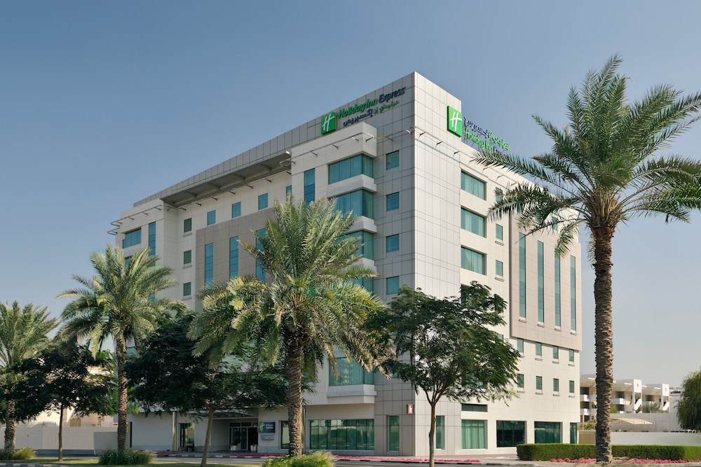 Holiday Inn Express Dubai - Jumeirah 17