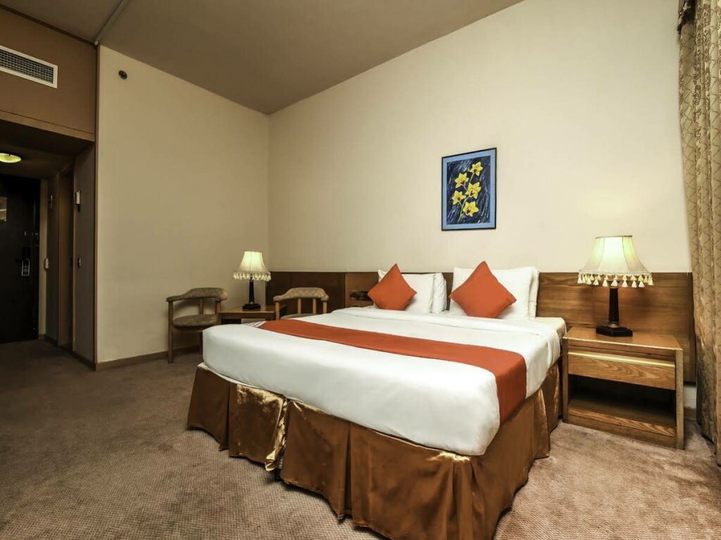 Ras Al Khaimah Hotel 3