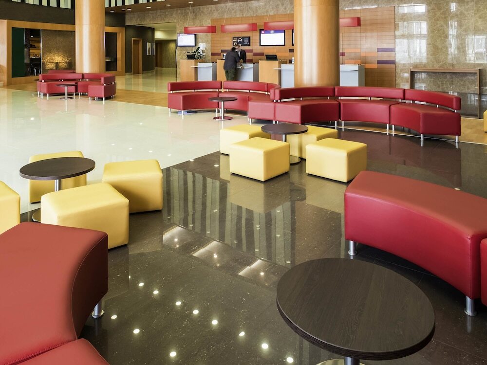 Clifton International Hotel 16
