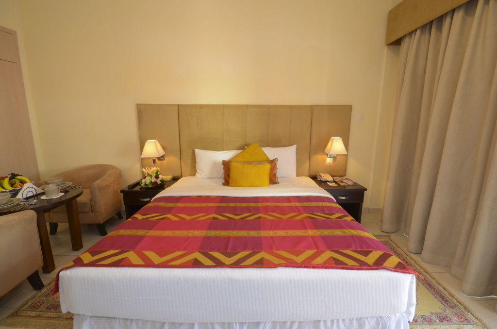 Parkside Suites - Discovery Gardens 5
