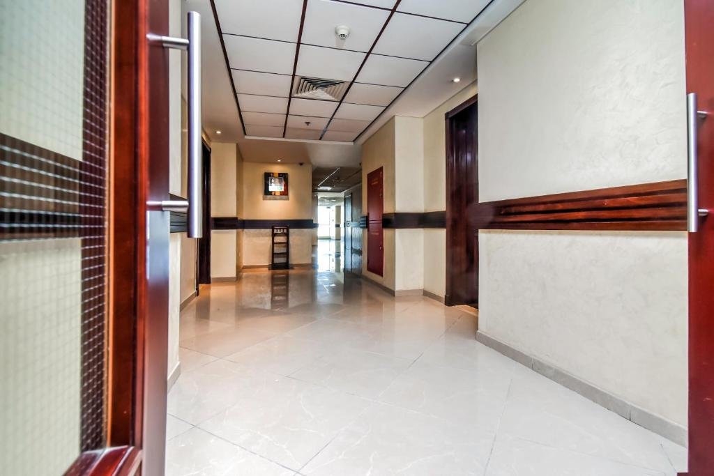 Parkside Suites - Discovery Gardens 20