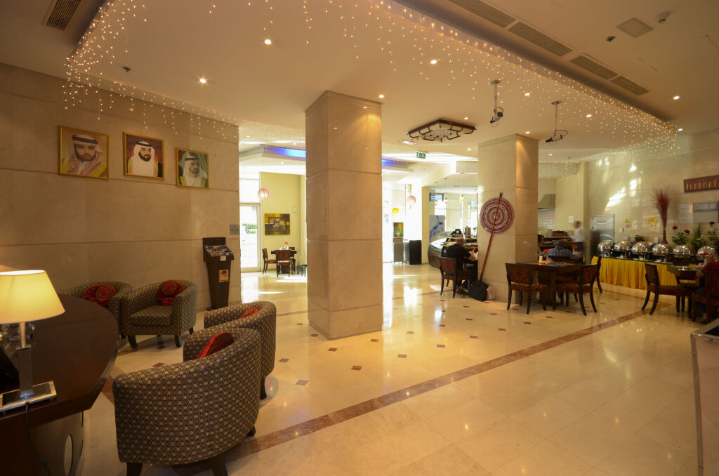 Parkside Suites - Discovery Gardens 14