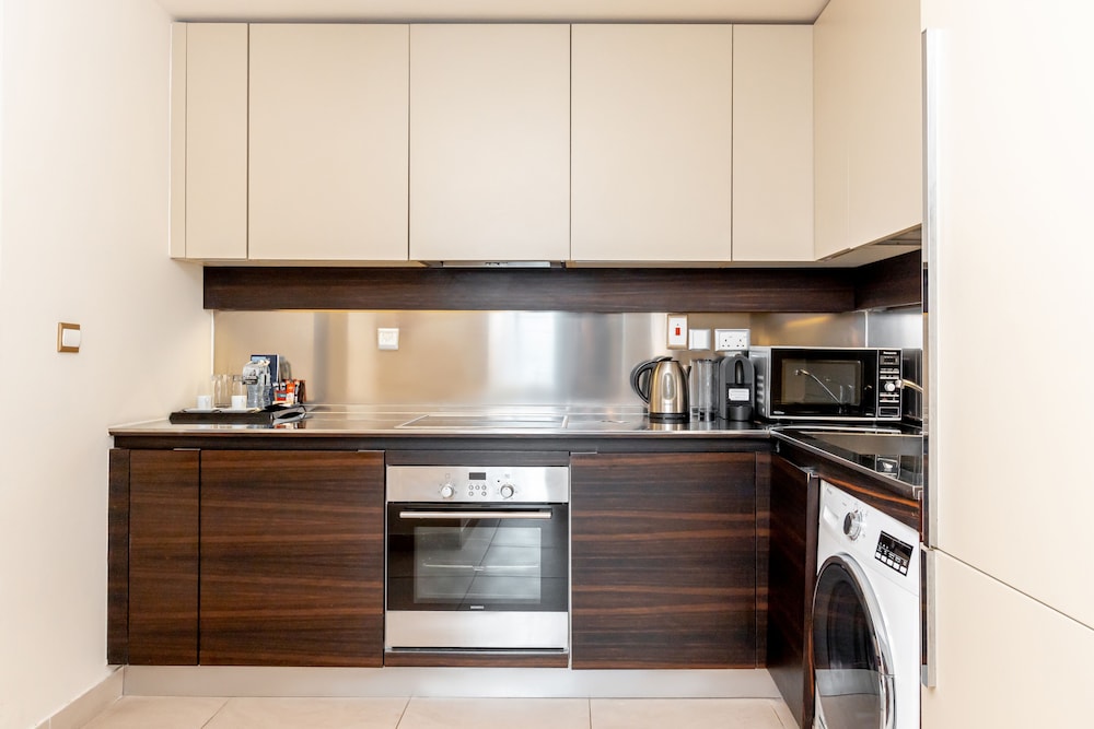 The Radisson Blu Residence, Dubai Marina 17