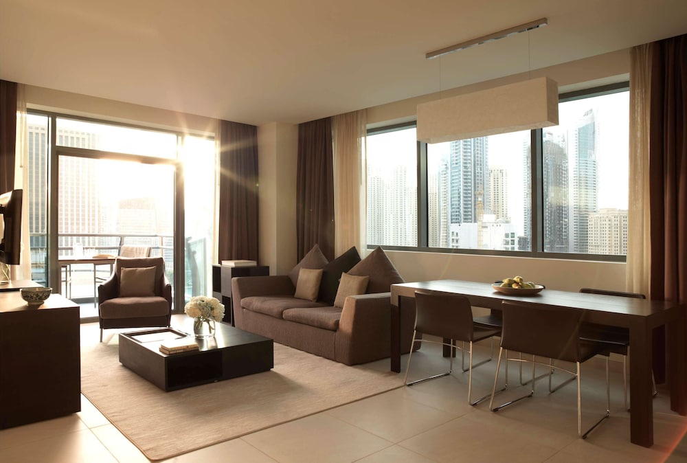 The Radisson Blu Residence, Dubai Marina 7