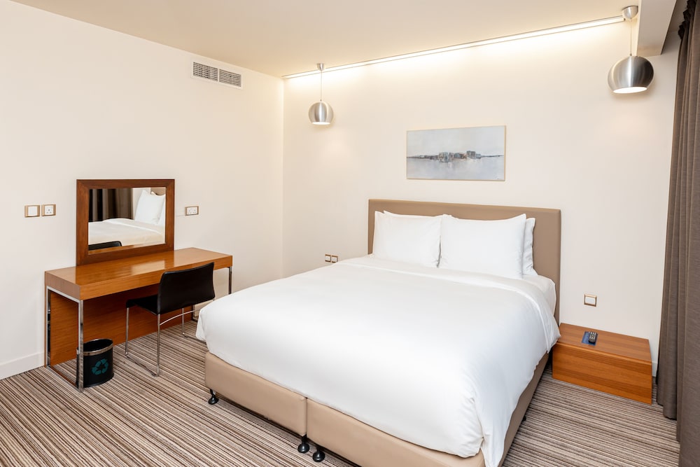 The Radisson Blu Residence, Dubai Marina 10