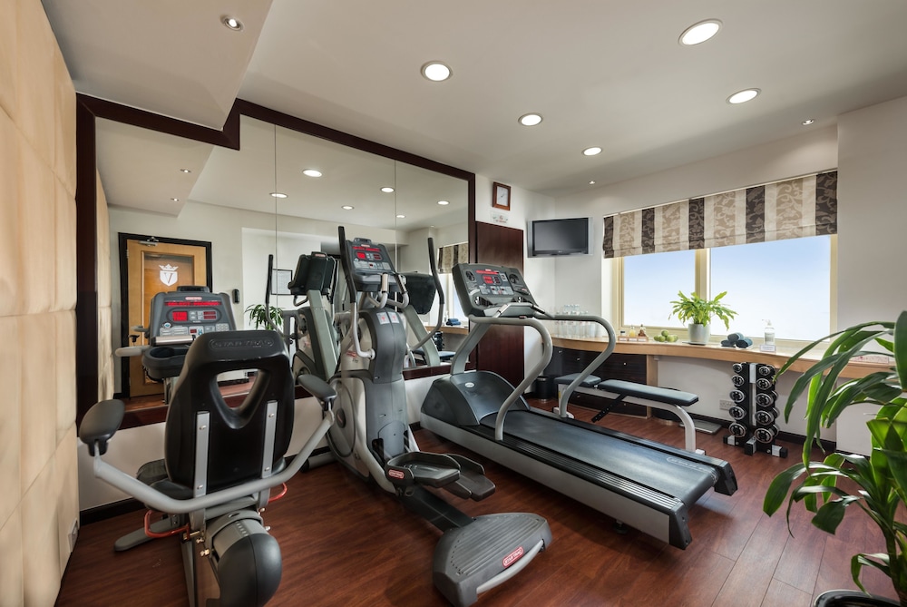 Savoy Suites Hotel Apartments 11