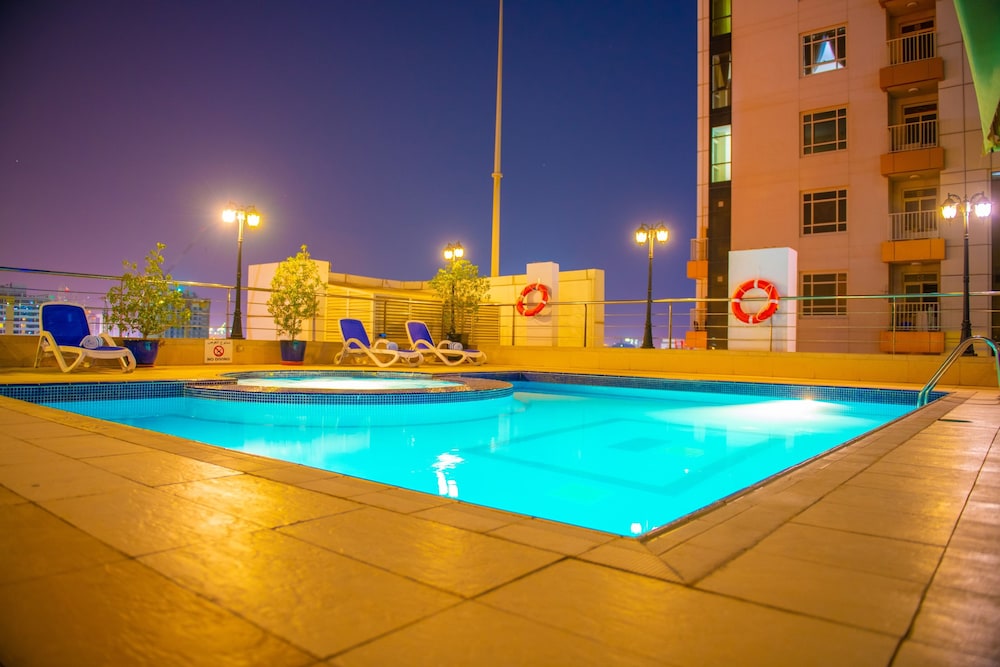 Grandeur Hotel 20