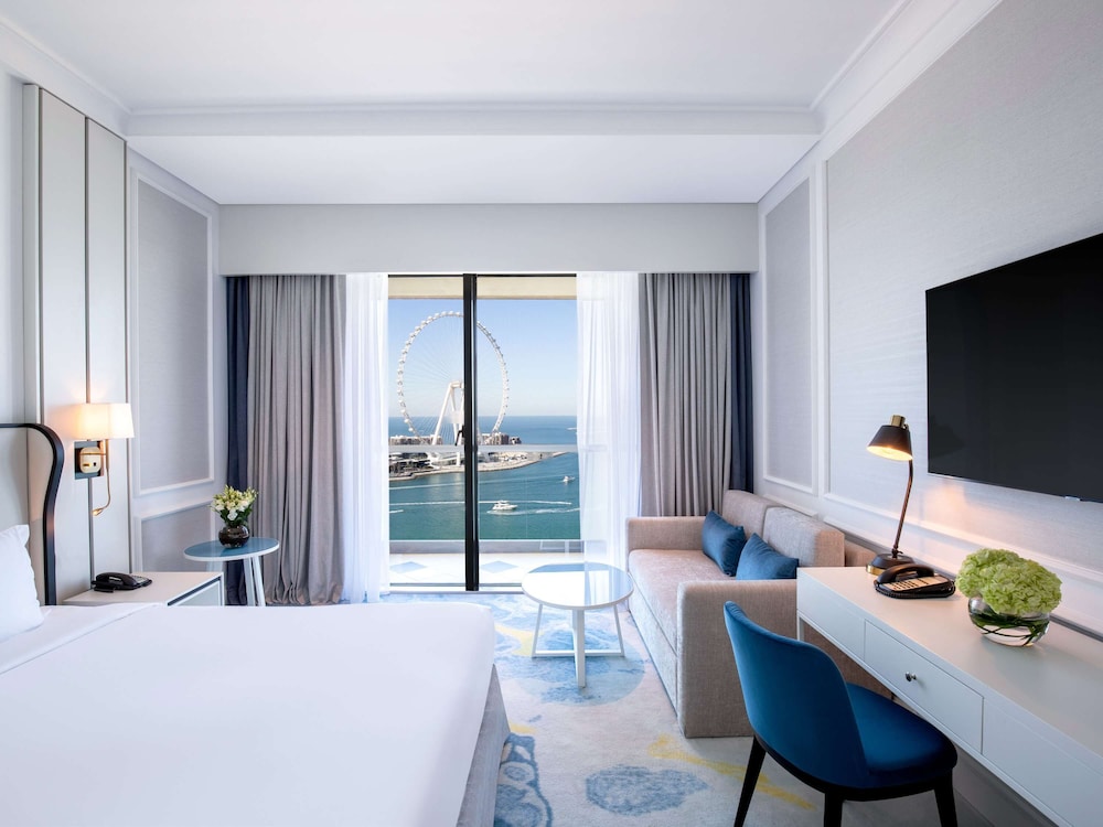 Sofitel Dubai Jumeirah Beach 13