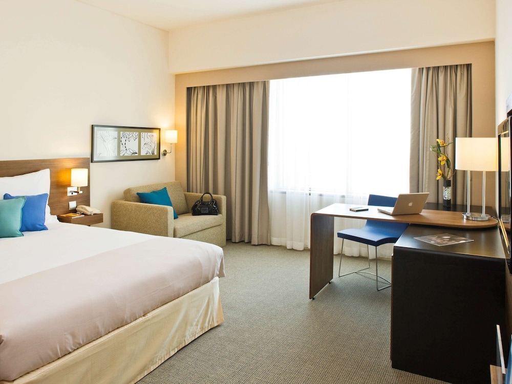 Novotel Deira Creekside Dubai 12
