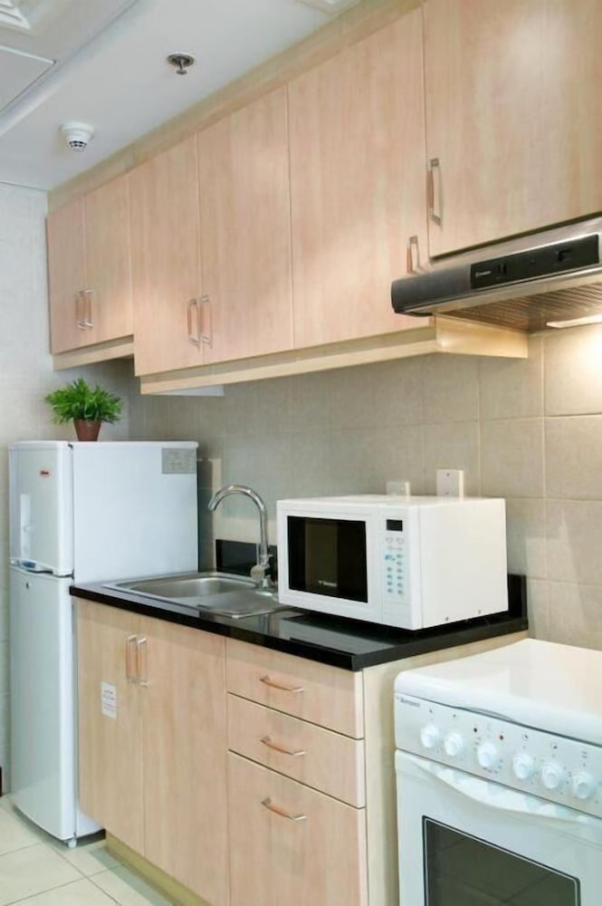 Chelsea Gardens Hotel Apartments 23