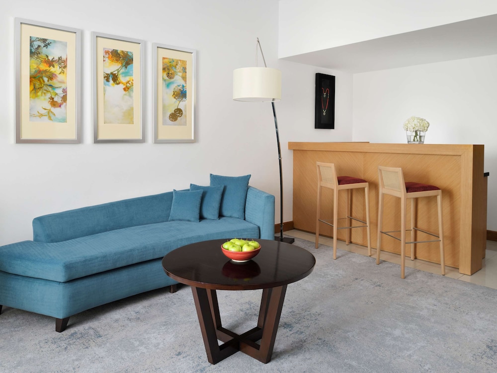 Mövenpick Hotel Jumeirah Beach 7