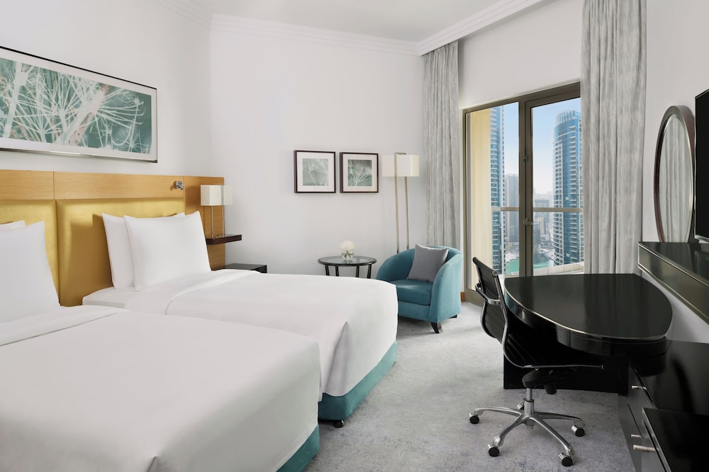 Mövenpick Hotel Jumeirah Beach 13