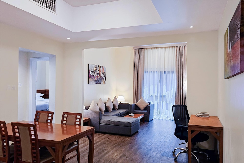 Ramada Hotel & Suites by Wyndham Ajman 23