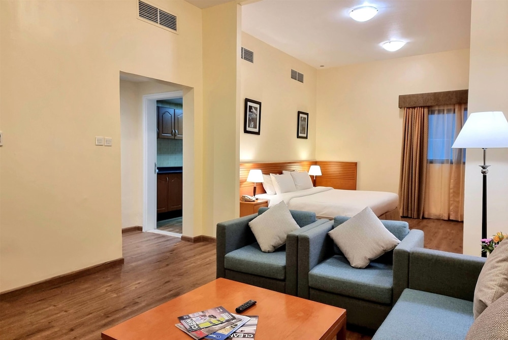 Ramada Hotel & Suites by Wyndham Ajman 20