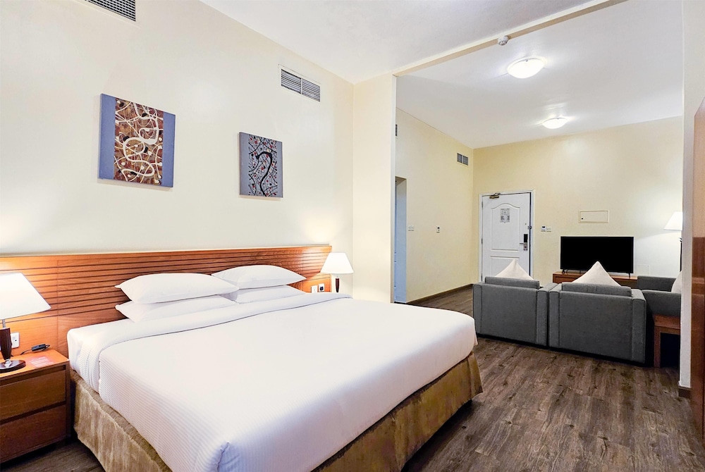 Ramada Hotel & Suites by Wyndham Ajman 22