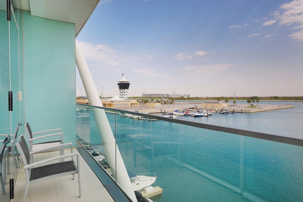 W Abu Dhabi - Yas Island 17