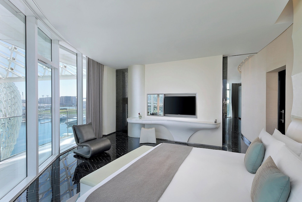 W Abu Dhabi - Yas Island 9