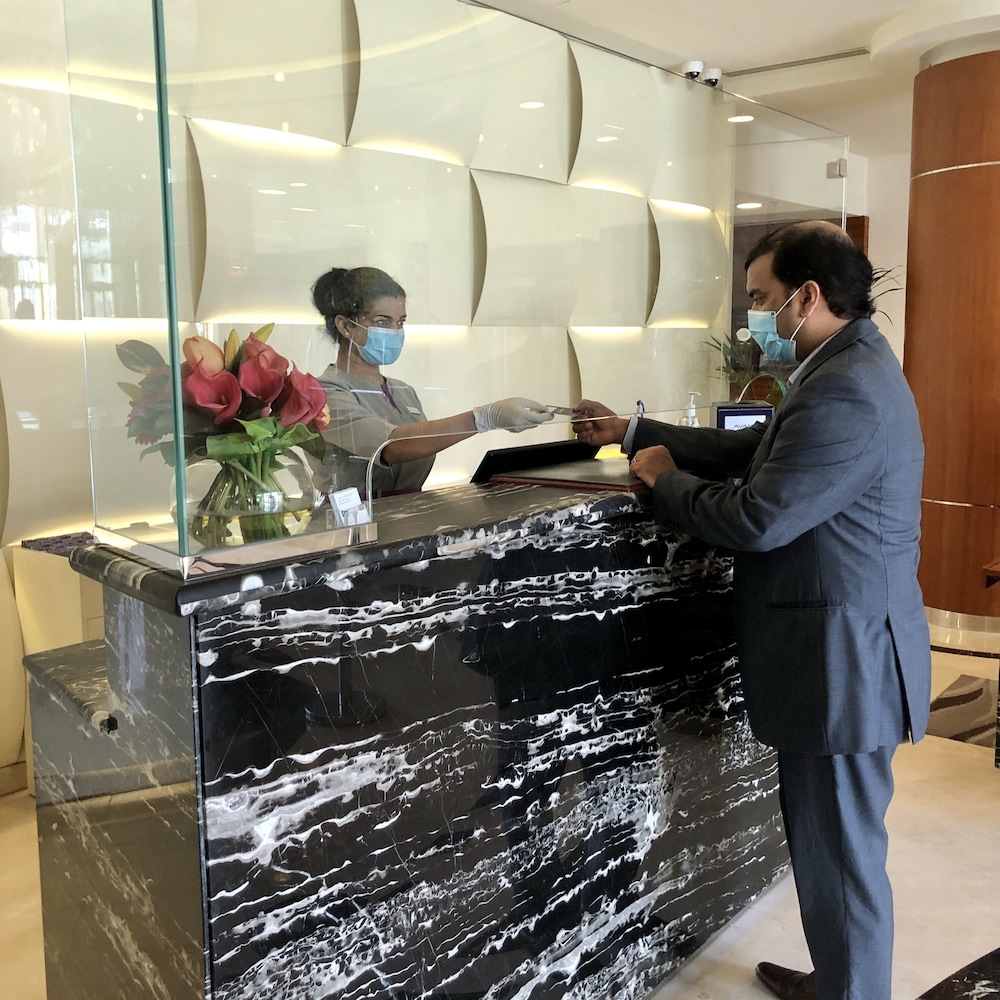 AVANI Deira Dubai Hotel 4