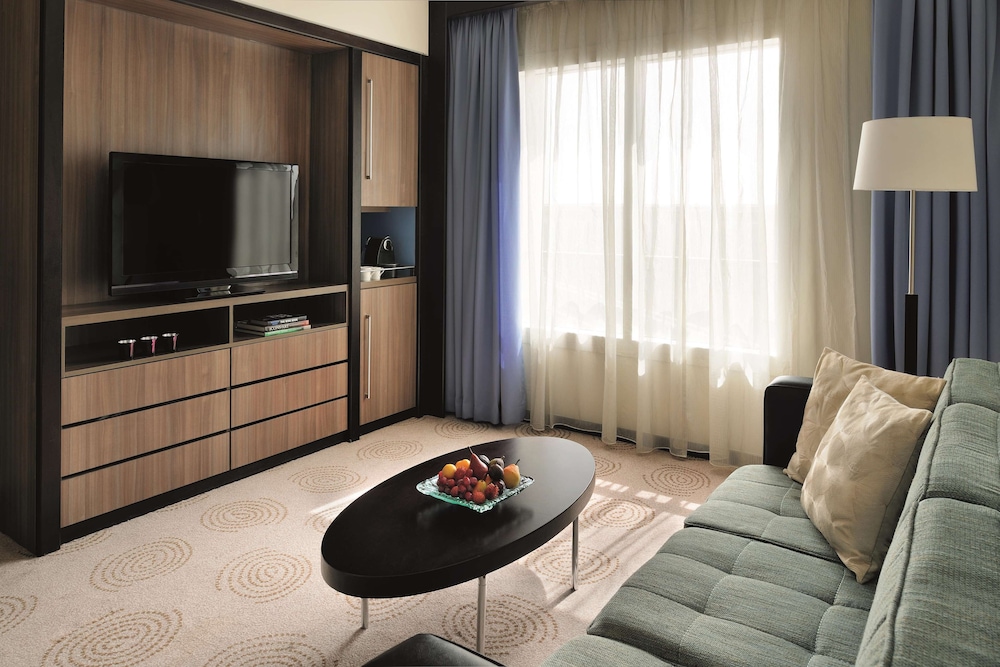 AVANI Deira Dubai Hotel 12