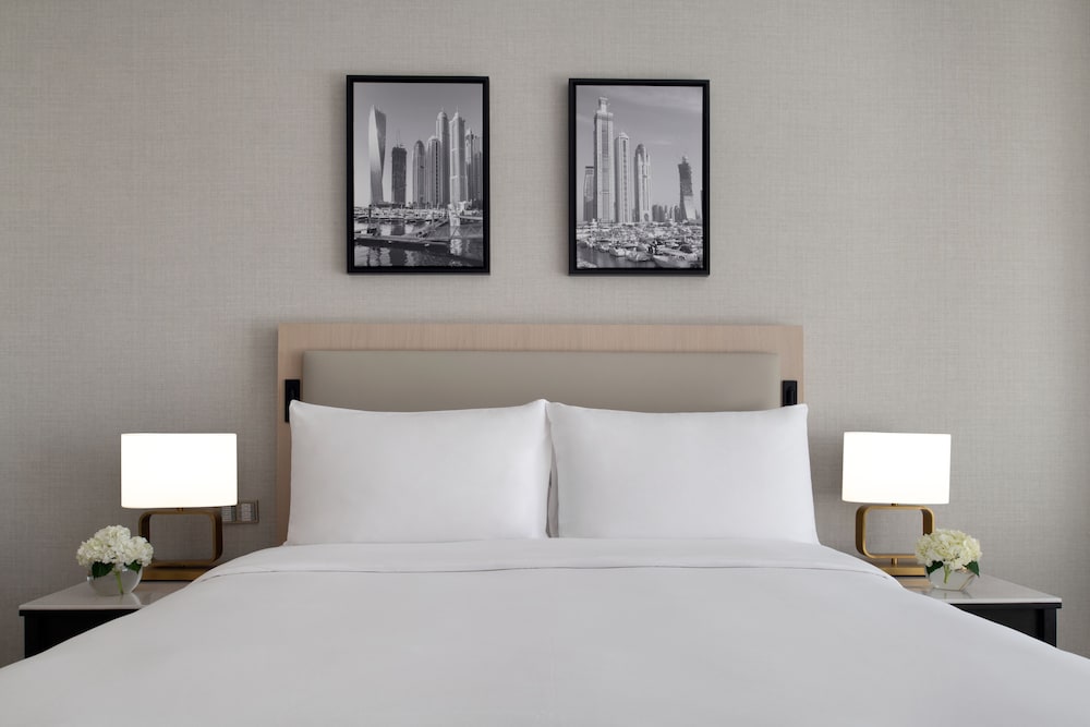 JW Marriott Hotel Marina 9
