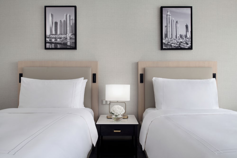 JW Marriott Hotel Marina 18