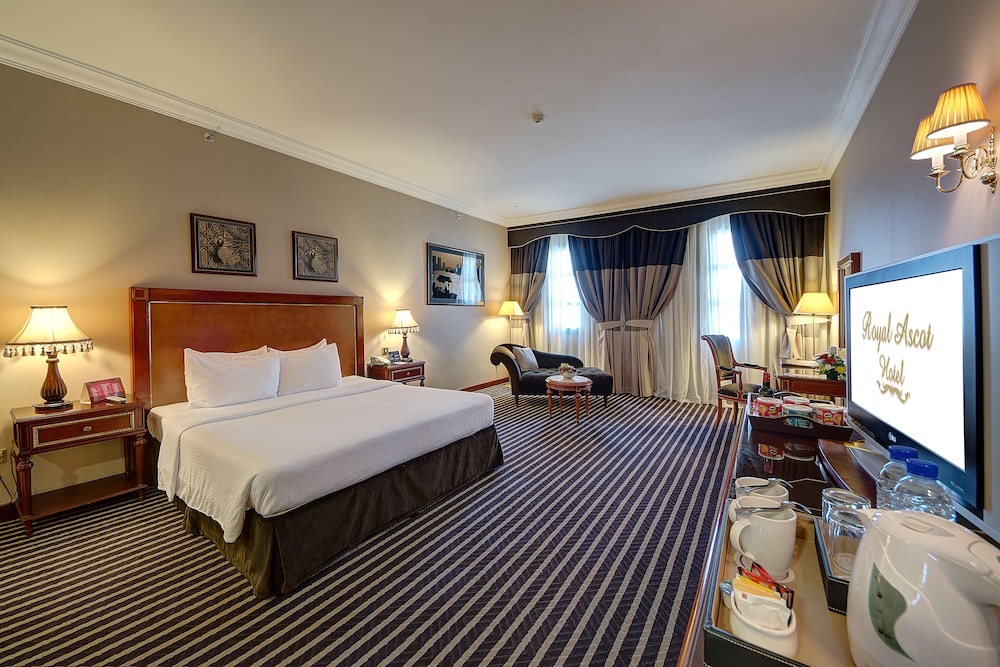 Royal Ascot Hotel 17