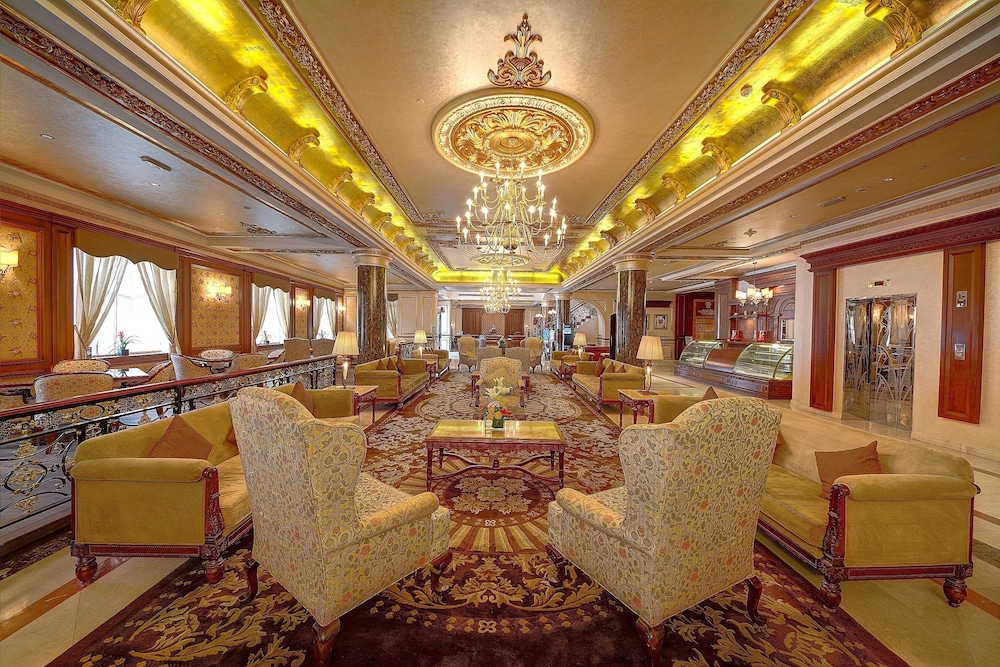 Royal Ascot Hotel 14